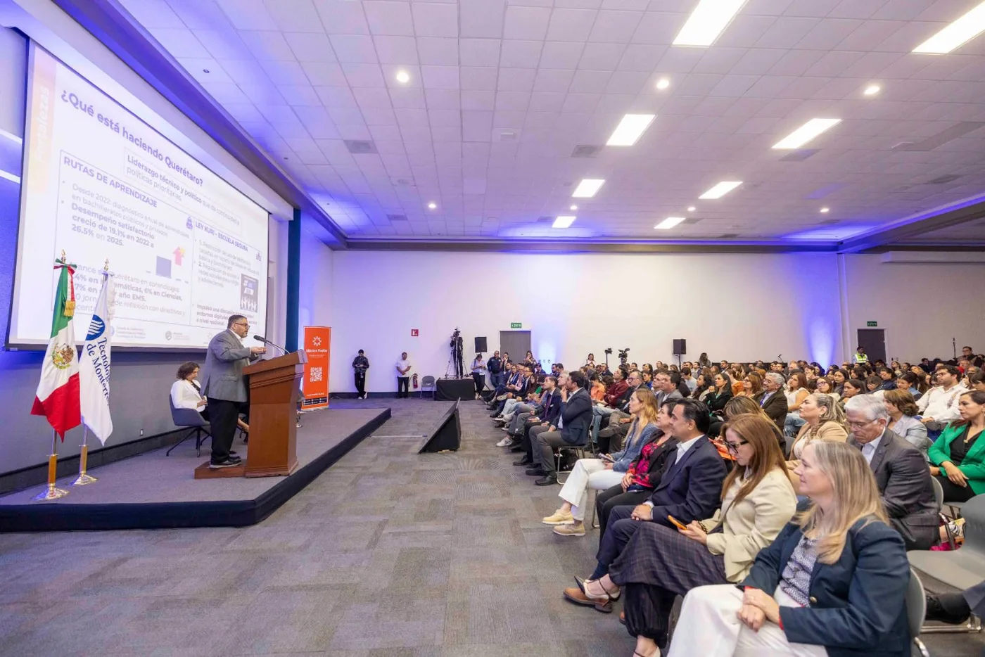 Querétaro le apuesta al desarrollo tecnológico, la educación y la competitividad; afirmó el gobernador Mauricio Kuri