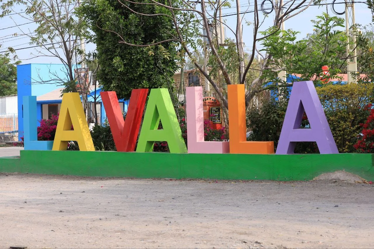 Gobierno Municipal de San Juan del Río beneficia a habitantes con el Programa “Viernes en La Valla”