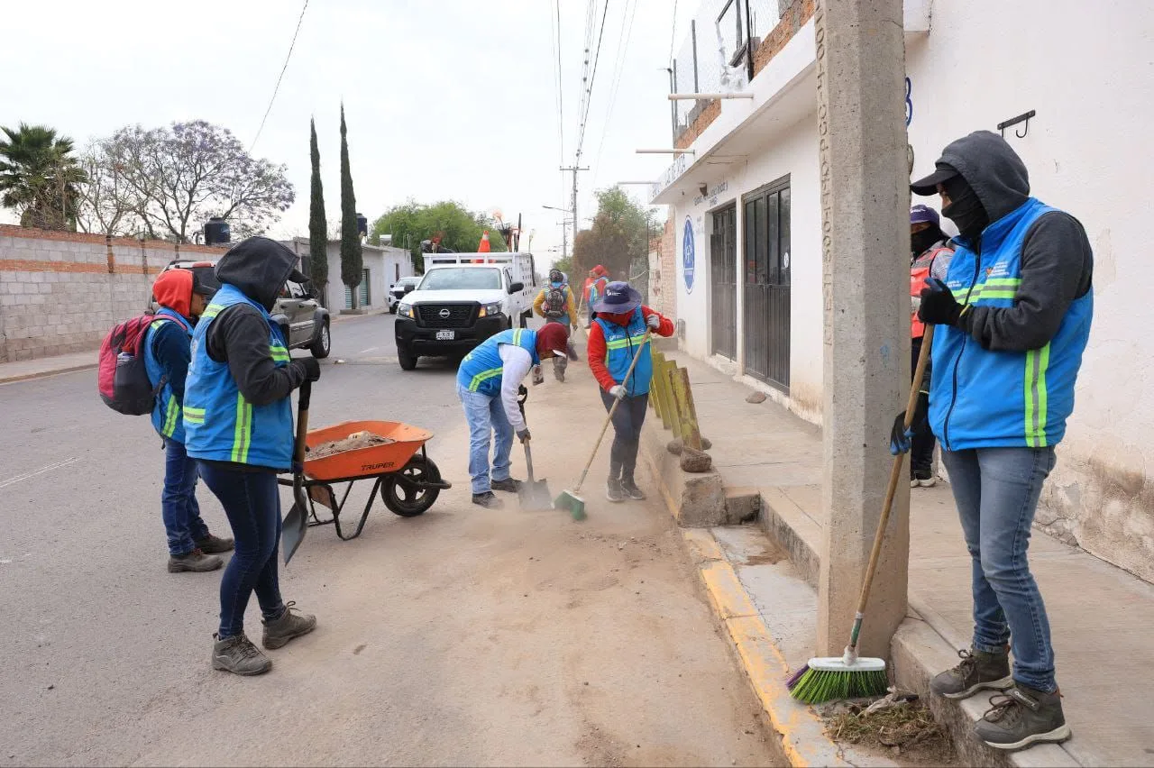 Gobierno Municipal de San Juan del Río beneficia a habitantes con el Programa “Viernes en La Valla”