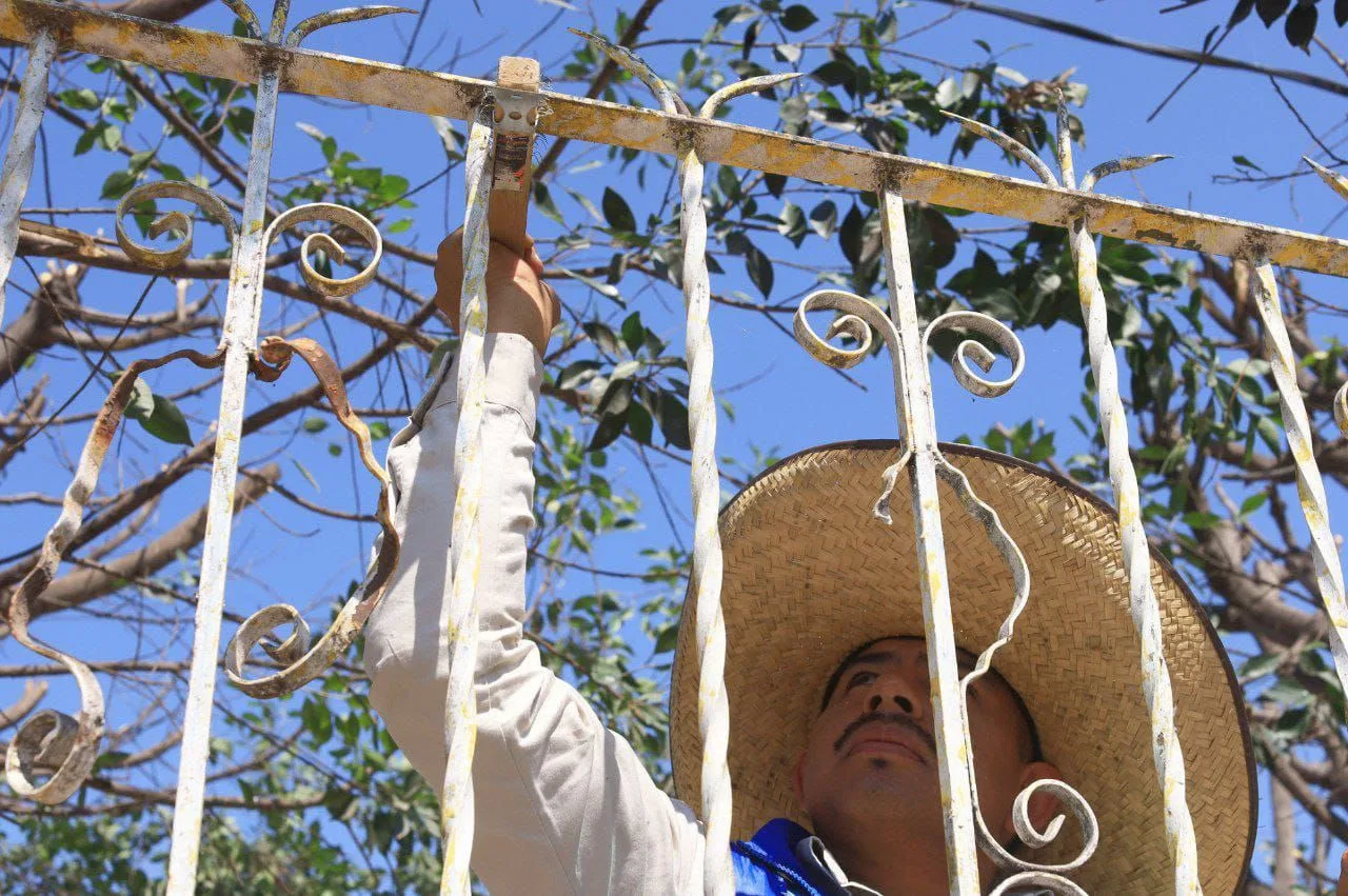 Gobierno Municipal de San Juan del Río beneficia a habitantes con el Programa “Viernes en La Valla”