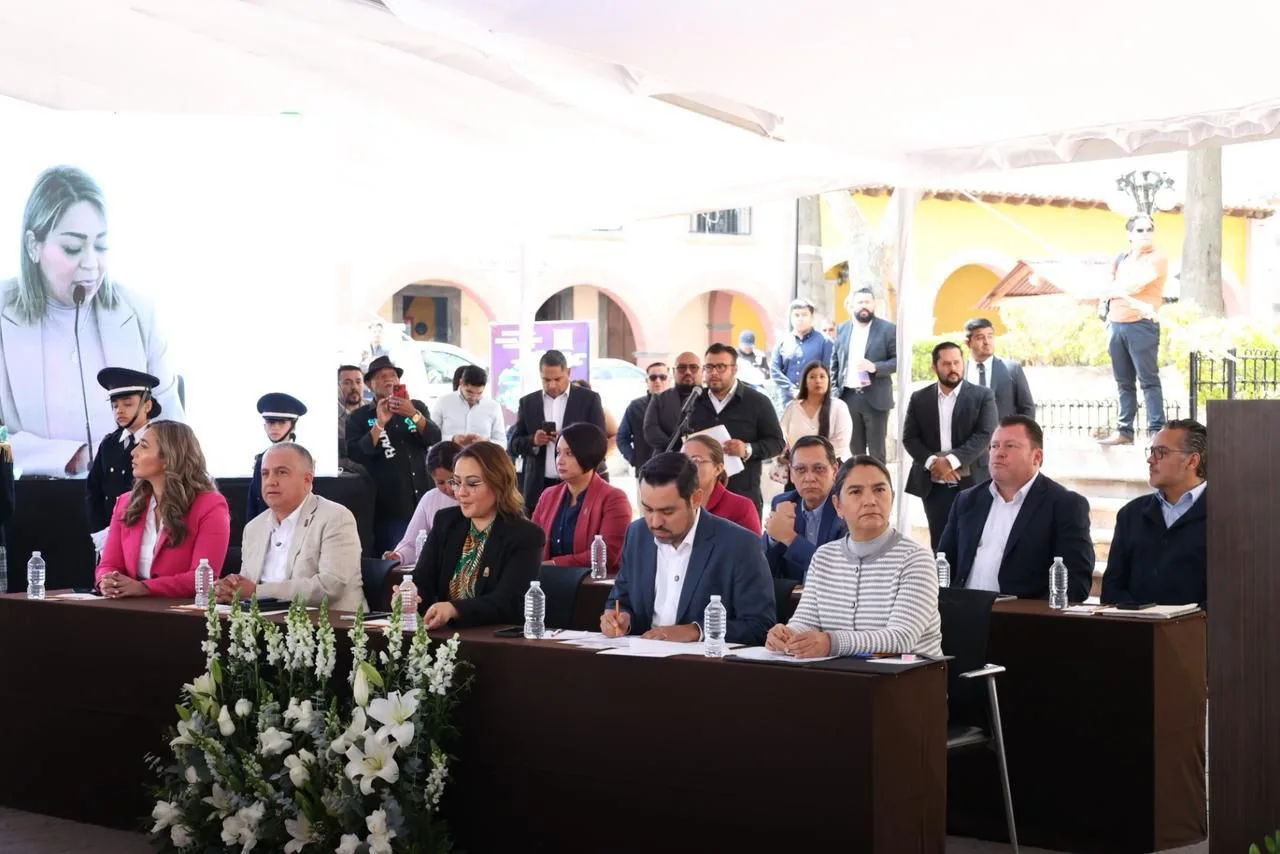 Desde Huimilpan Gina Guzmán pide a Diputados; “seguir trabajando en unión, en acuerdos y en consensos”.