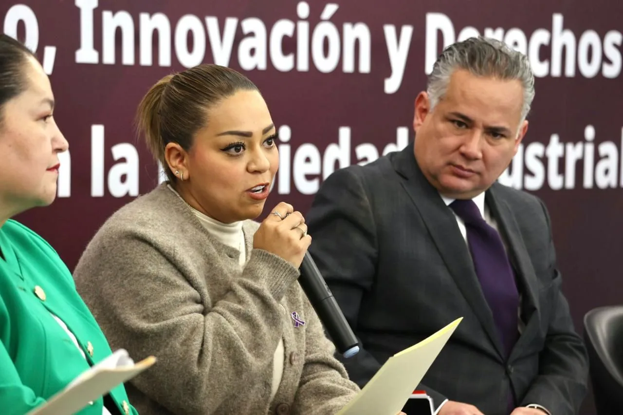 Santiago Nieto participa en Conversatorio con Diputadas de la  Legislatura Local.