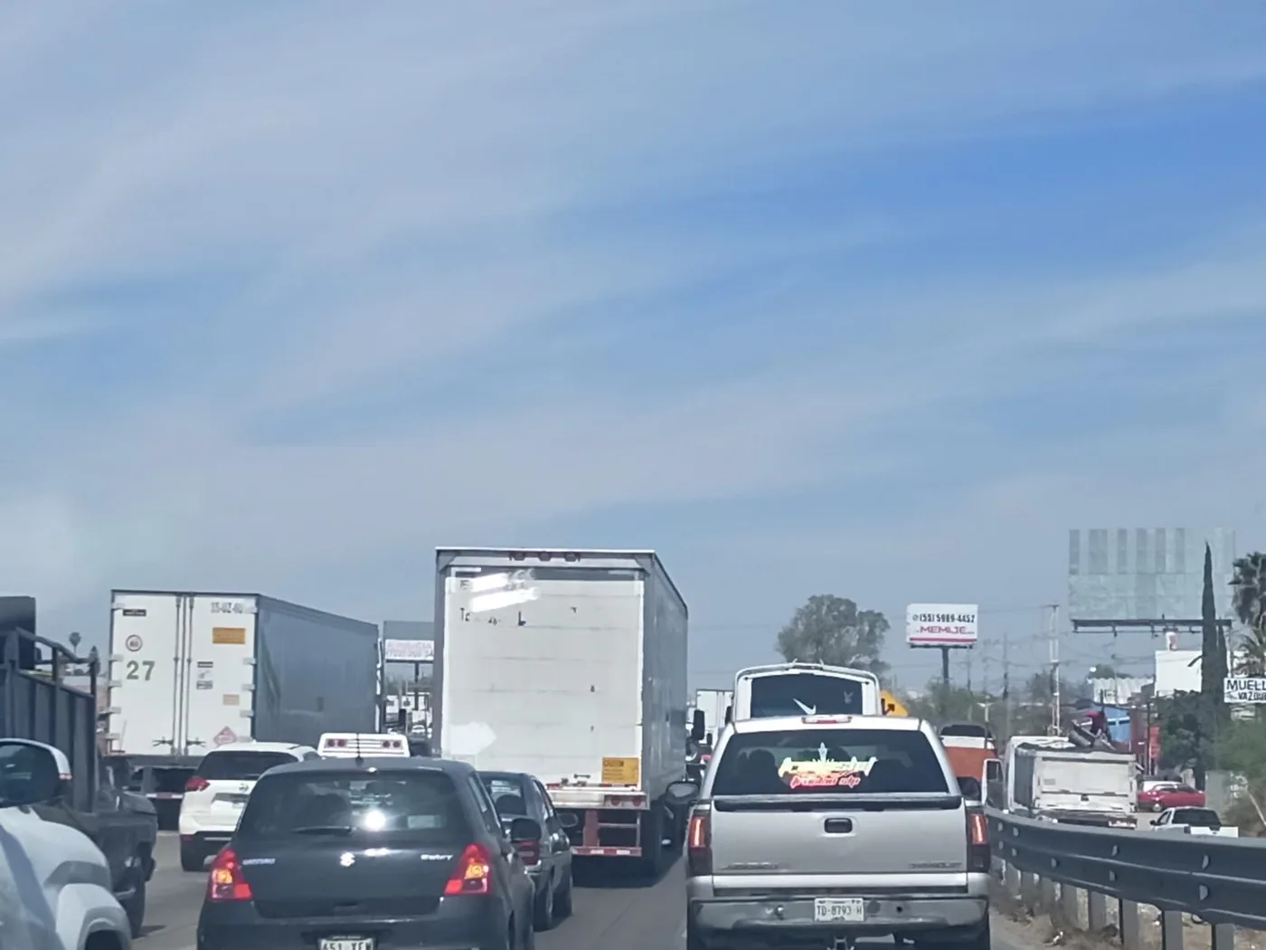 Persona pierde la vida en la Mex-Qro; tras fuerte accidente.