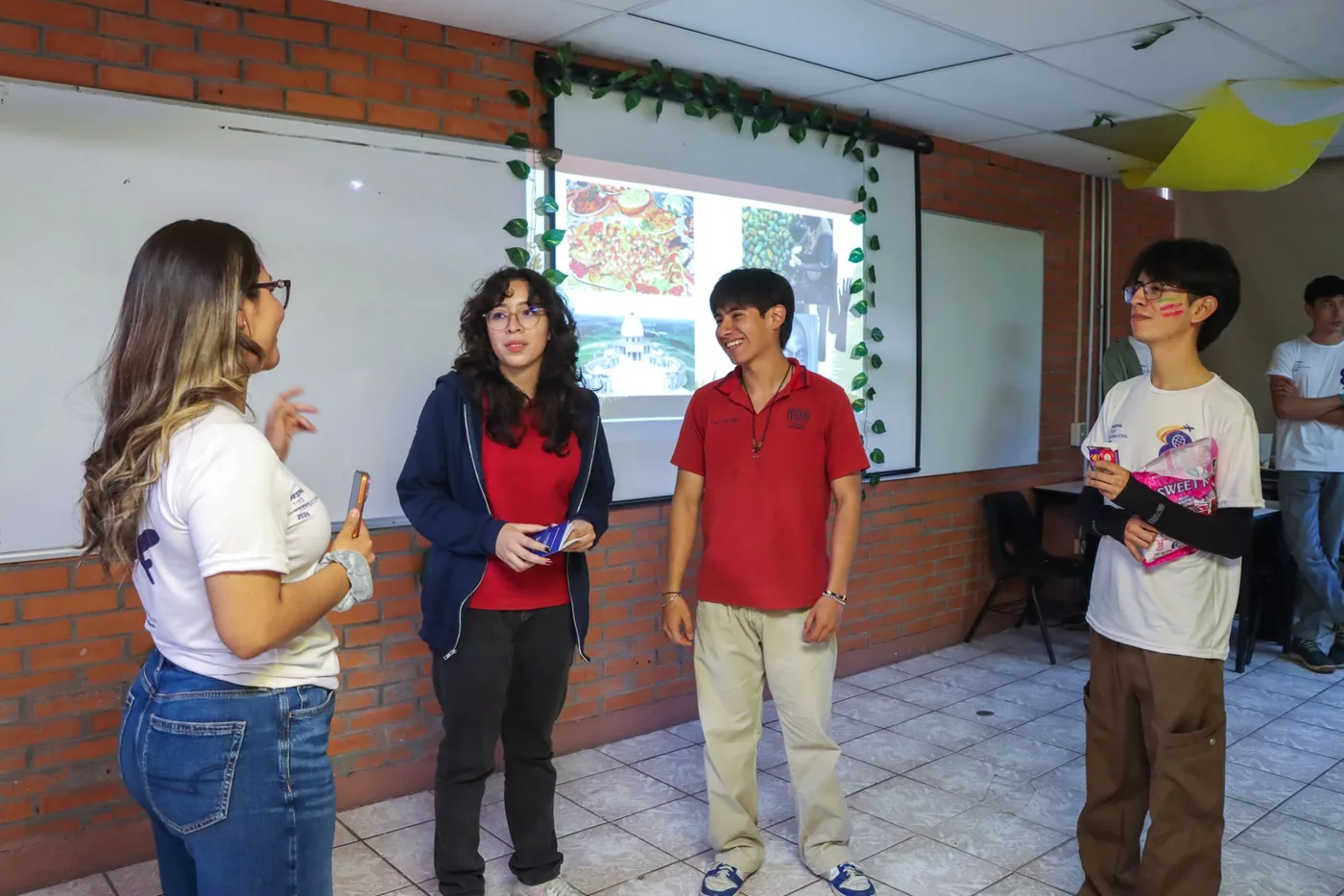 Impulsa UTSJR aprendizaje de idiomas