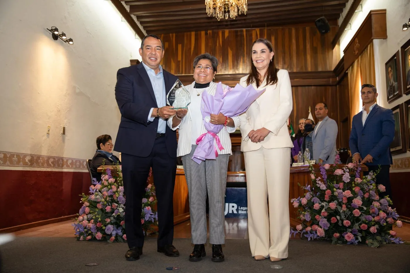 Ayuntamiento de SJR reconoce a mujeres destacadas con galardón; “Sara Pérez Romero”