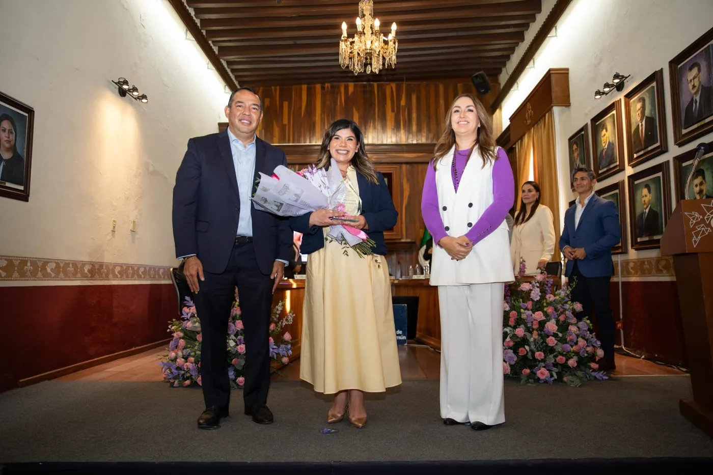 Ayuntamiento de SJR reconoce a mujeres destacadas con galardón; “Sara Pérez Romero”