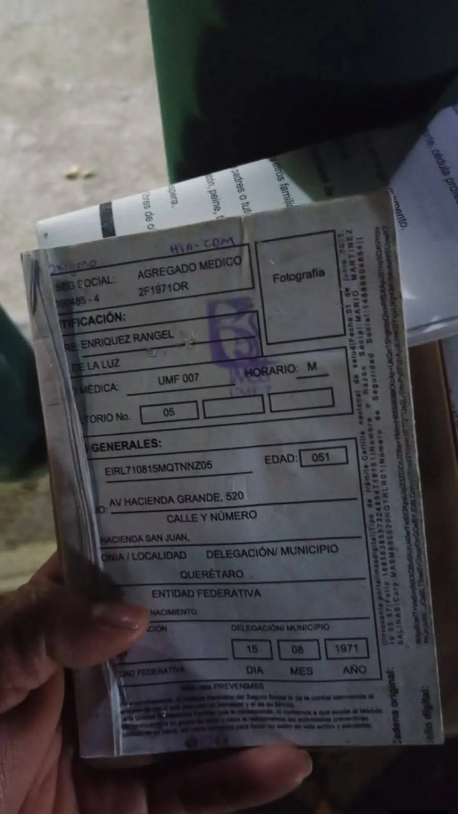 Golpeó a su pareja, la aventó por las escaleras y finalmente la abandonó; en clínica del IMSS, de SJR.