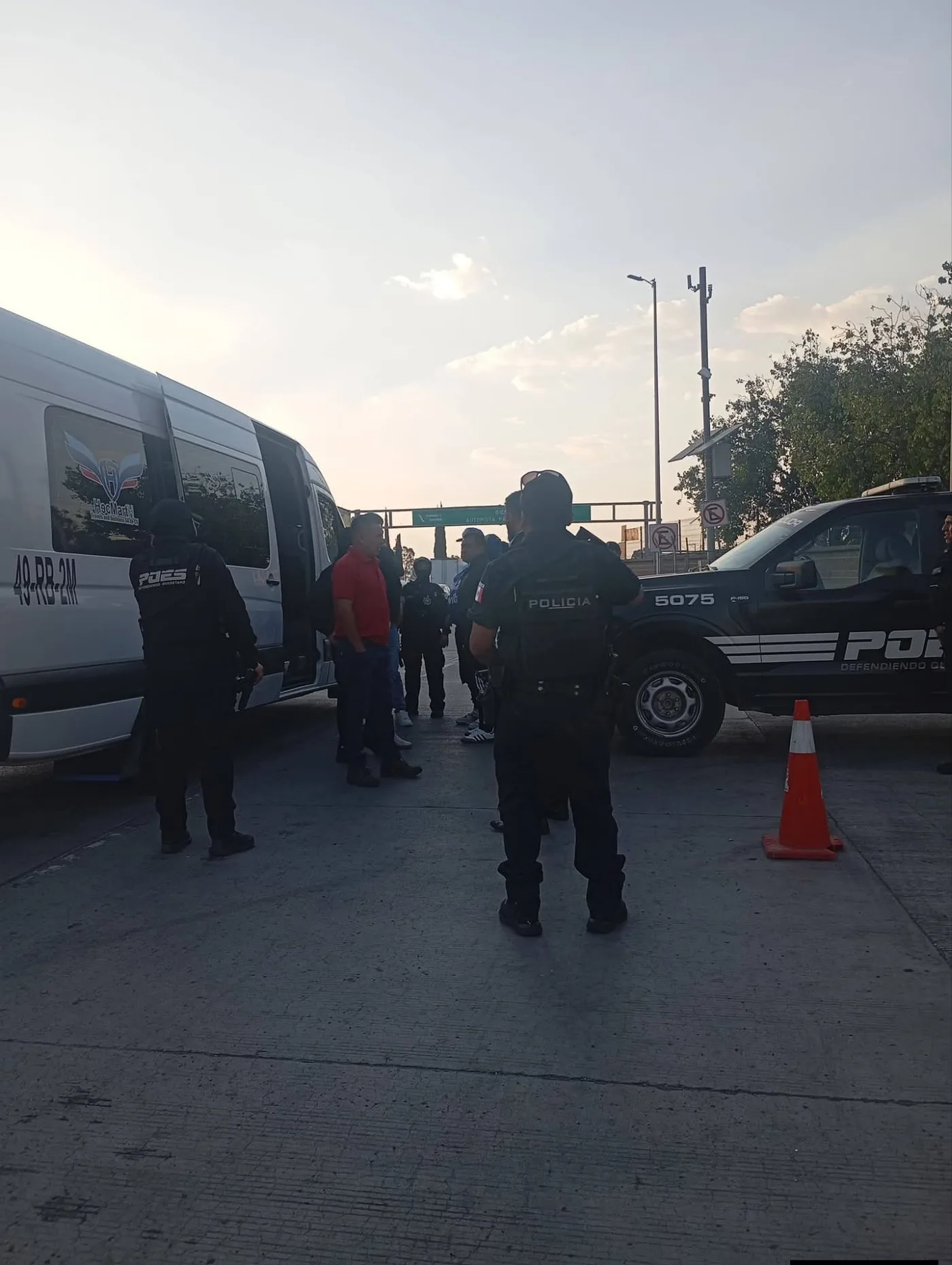 Elementos Policiales de SJR y de la POES; entrevistaron a 156 personas que asistieron al estadio Corregidora.