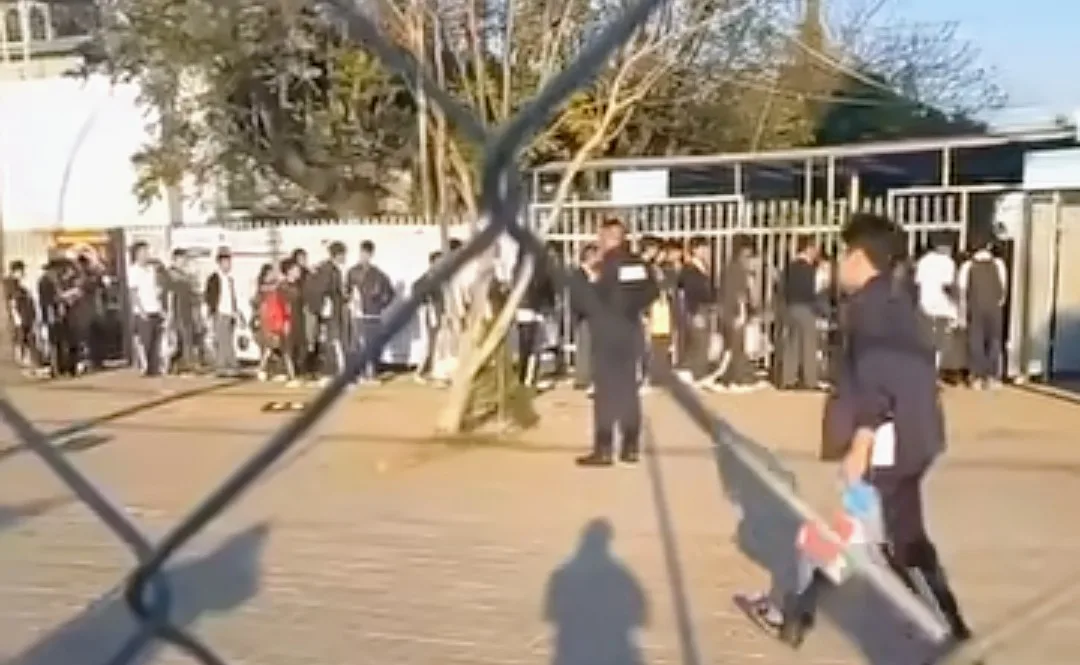 Filtro de revisión a estudiantes del el CBTIS 145, en SJR; ante amenaza de balazos.