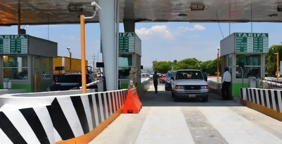 Gasolineras y Casetas ya no recibirán efectivo; a partir de Septiembre, sólo tarjetas de Débito, Crédito y Transferencias