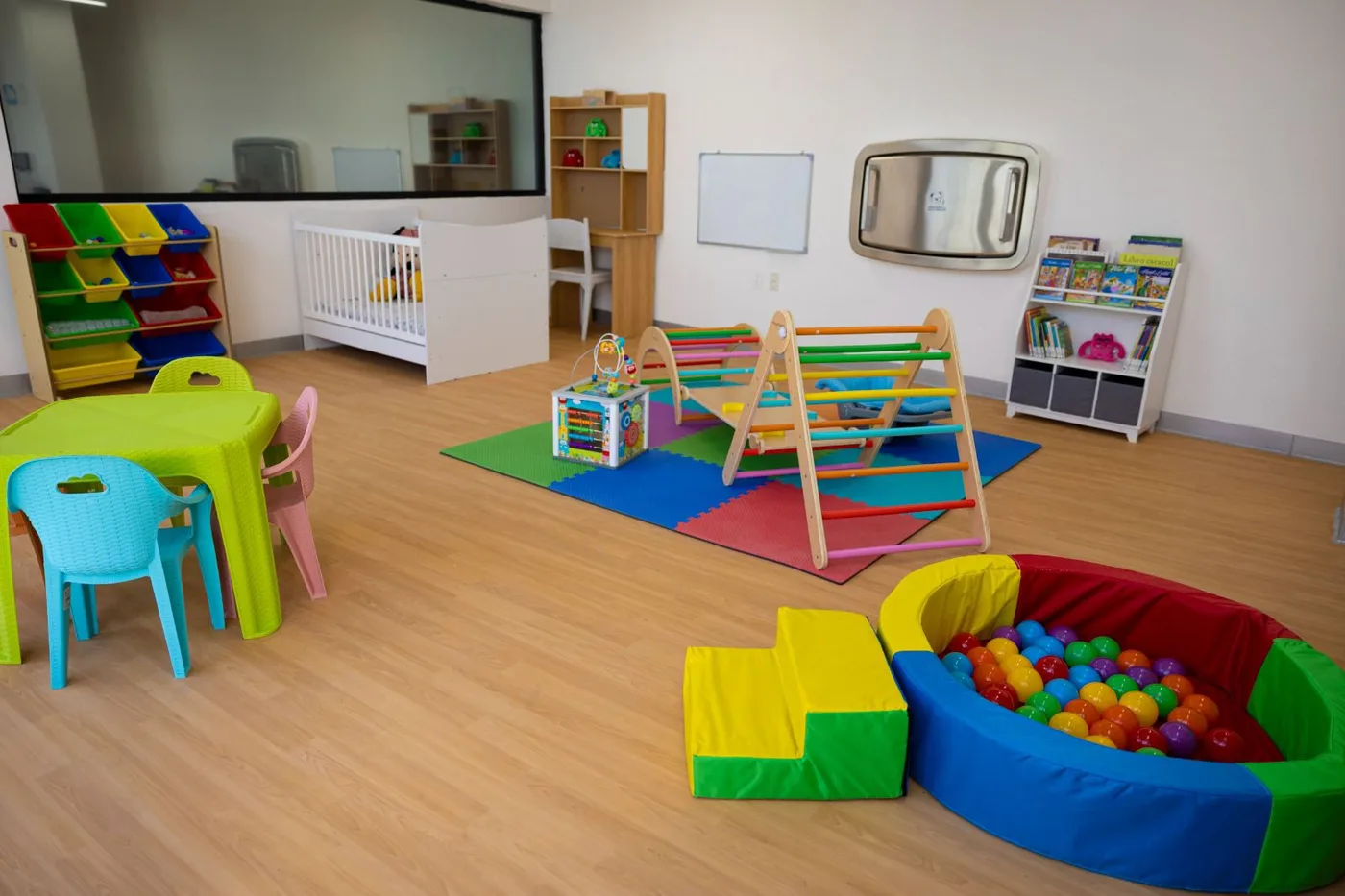 Entrega Mauricio Kuri obras en materia de seguridad y atención infantil en penal femenil