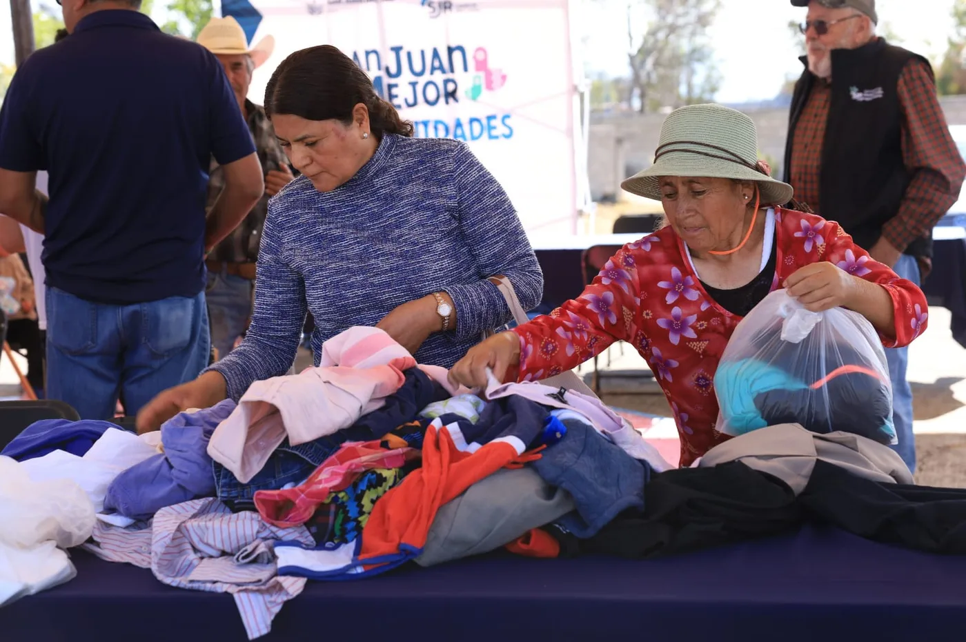 Con diálogo y una jornada de labores del Programa “Miércoles en El Granjeno”, Gobierno Municipal beneficia a sanjuanenses