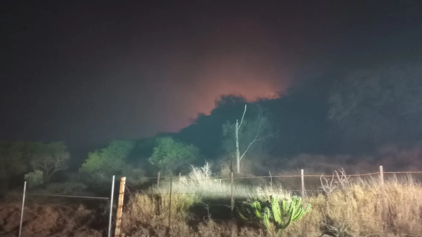 Gran labor de los Bomberos de SJR; logran sofocar intenso incendio en La Llave.
