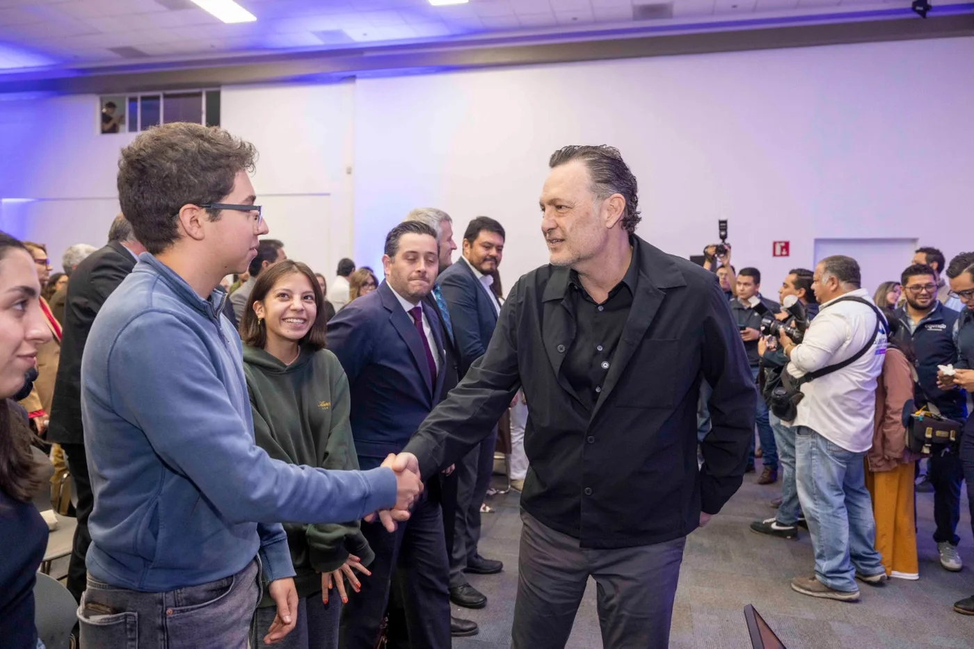 Querétaro le apuesta al desarrollo tecnológico, la educación y la competitividad; afirmó el gobernador Mauricio Kuri