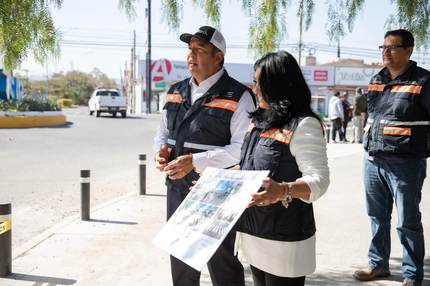 Roberto Cabrera supervisa rehabilitación de la Tota Carbajal y mejora de la imagen del Jardín Fundadores y Parque Las Garzas