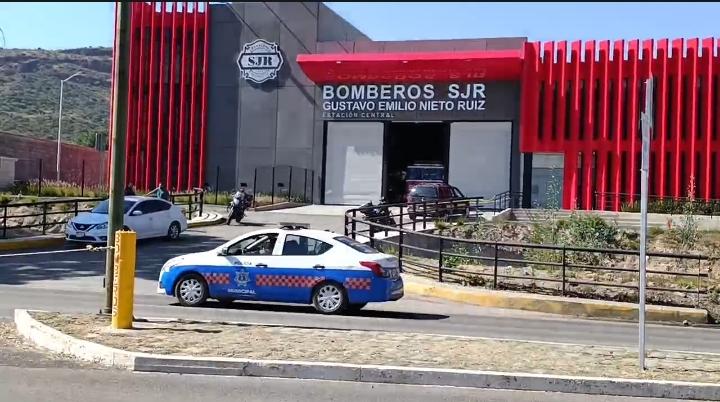 Vecino de El Coto fallece al interior de un vehículo; antes de llegar al Hospital.