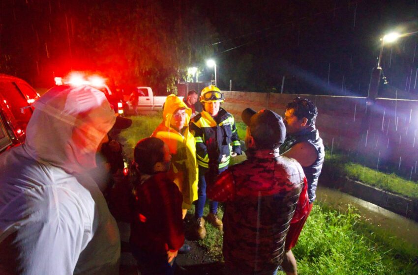 Municipio de SJR atiende reportes ciudadanos derivados de la lluvia en la demarcación.