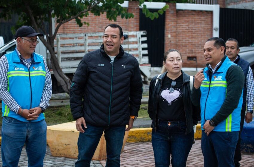 Invitan a Sanjuanenses a tener limpios parques, jardines y calles; basura puede tapar obra pluvial.
