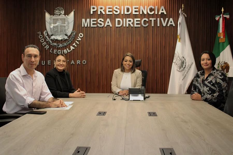 Así la nueva Mesa Directiva, presidida por la diputada Ginna Guzmán.