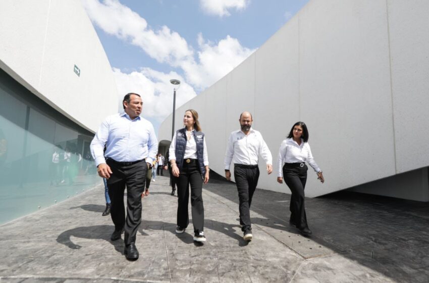 Celebran Car Herrera de Kuri y Roberto Cabrera segundo aniversario del Centro Regional para Personas Adultas Mayores “Consuelo Martínez de Gómez”