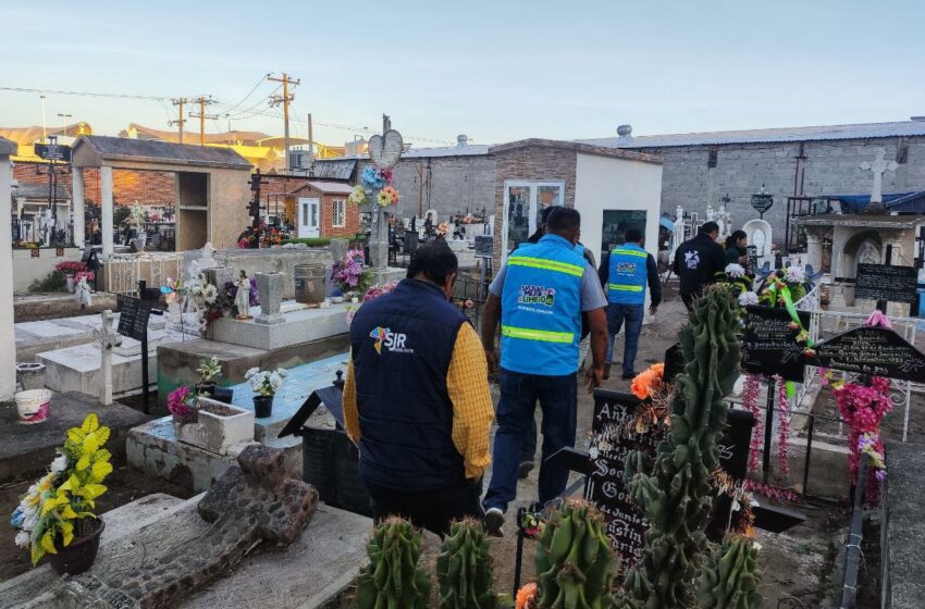 Se acerca Día de Muertos; autoridades locales supervisan Panteones Municipales, en SJR.